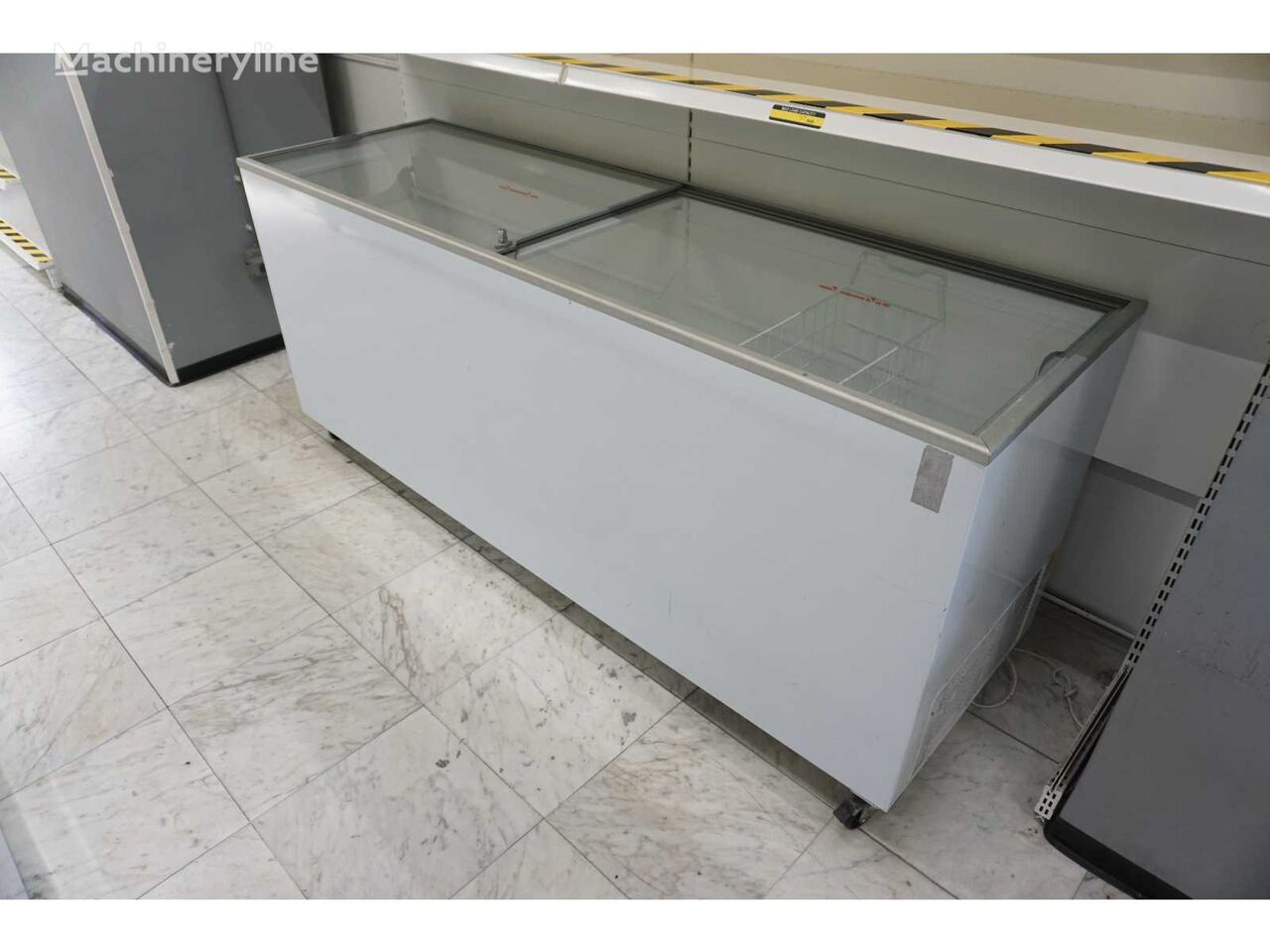congelator comercial Ugur UDD 600 SC