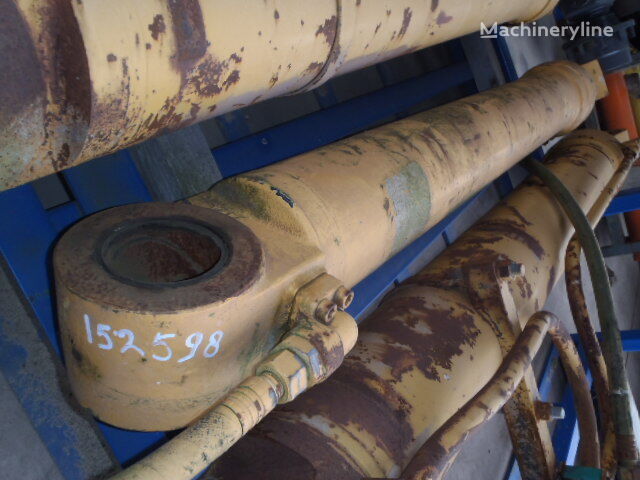 cilindru hidraulic pentru excavator John Deere