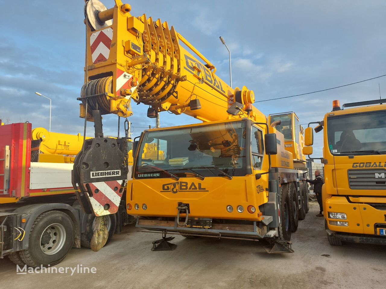 automacara Liebherr LTM1090-4.1