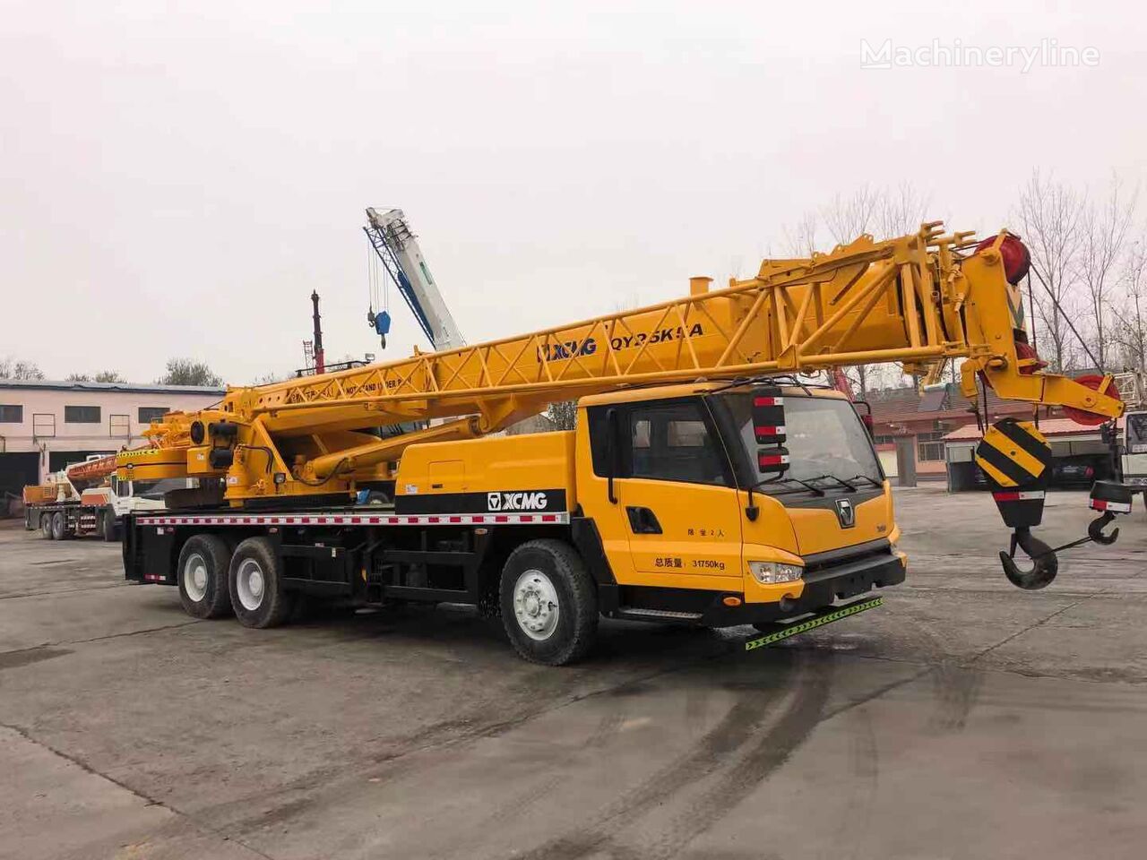 automacara XCMG QY25K5 25 ton truck crane