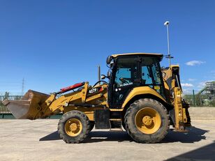 buldoexcavator Caterpillar 427F2