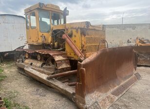 buldozer CHTZ T-170 în bucăți