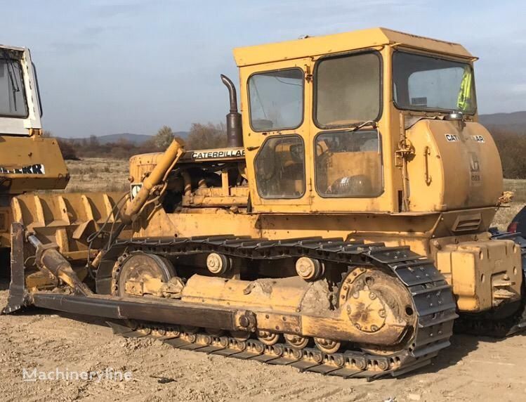 buldozer Caterpillar D5B