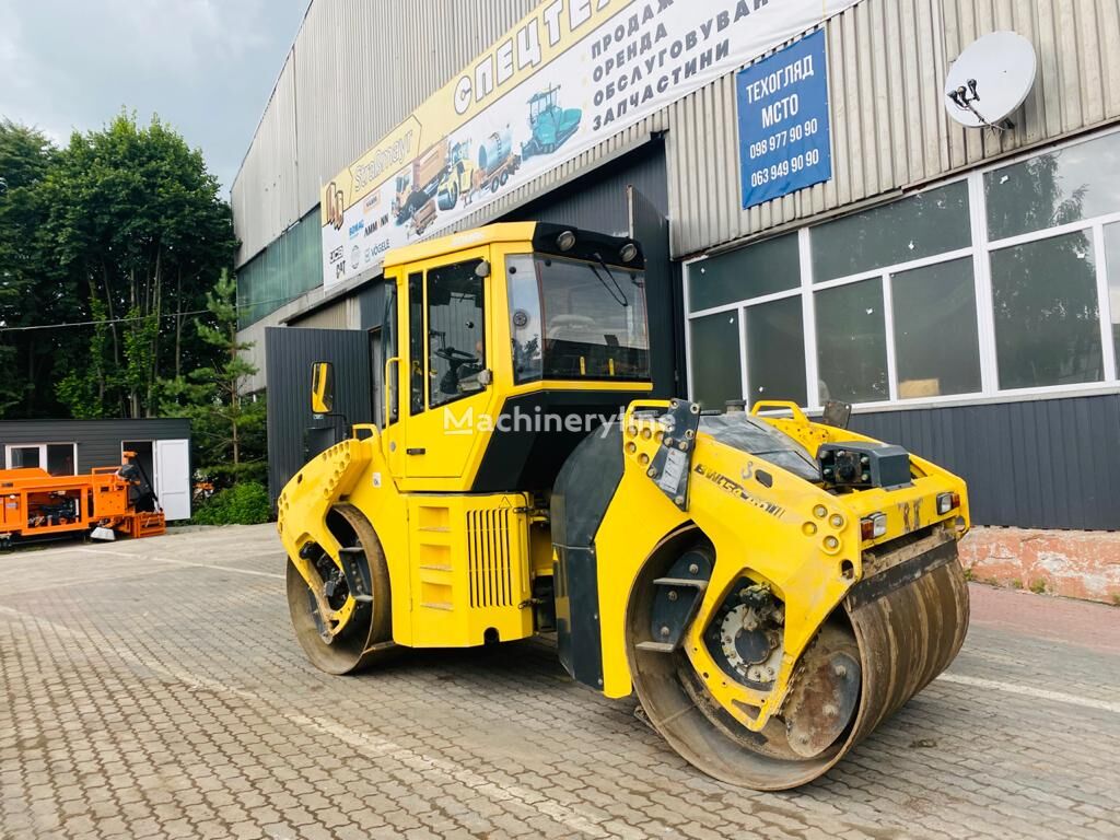 cilindru compactor pentru asfalt BOMAG BW154