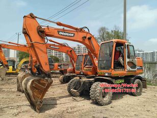 excavator pe roţi DOOSAN DH150W