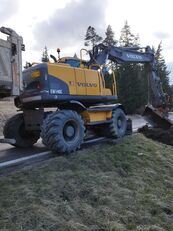excavator pe roţi Volvo EW 140