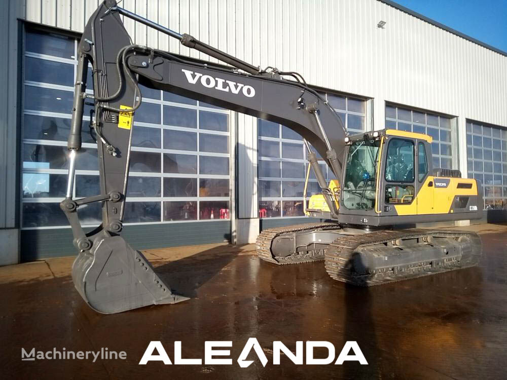 excavator pe şenile Volvo EC210DL nou