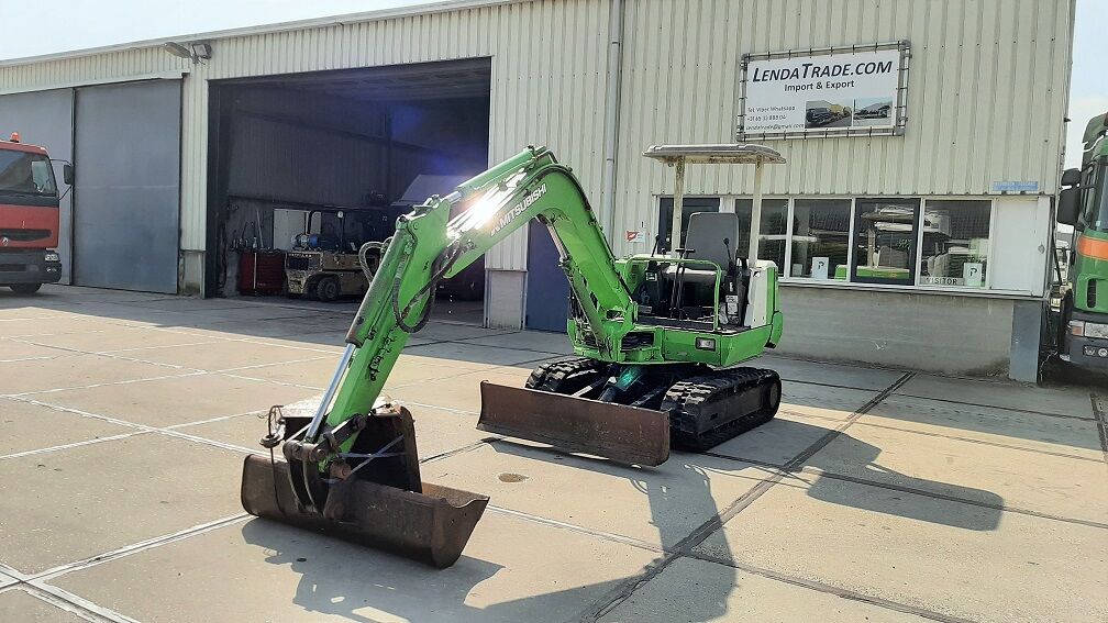 miniexcavator Mitsubishi MM30 * 3643 hrs * 2 x Bukkets *