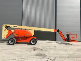 nacela cu brat articulat JLG 800 AJ