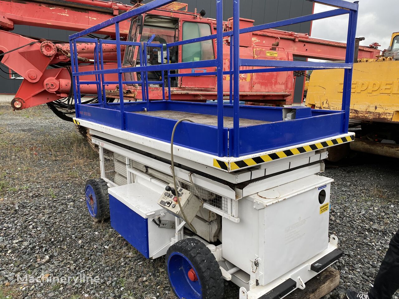 platforma foarfeca Bluelift NACELA LIFT TKD HL 80 EV / Electrica / 9,7 m / 850 kg